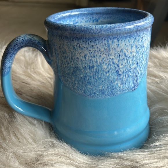 DENEEN POTTERY SHARK BITE HANDTHROWN MUG - Picture 4 of 9